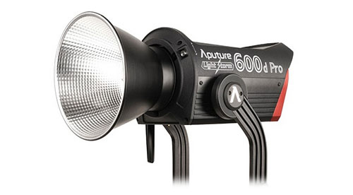 lampa Aputure c600d Pro